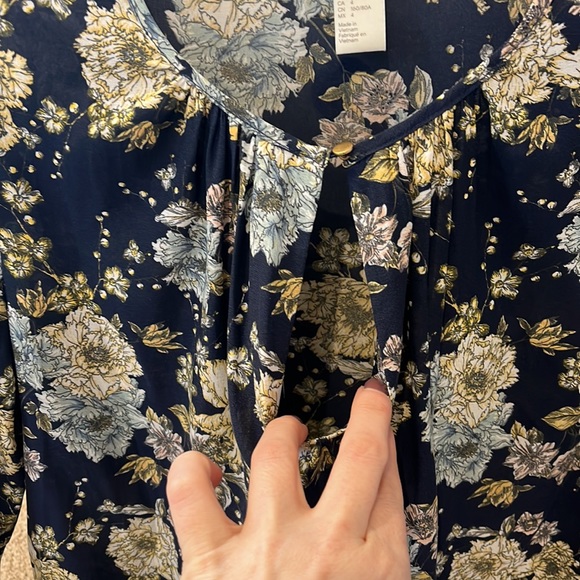 H&M Blouse - Picture 4 of 5